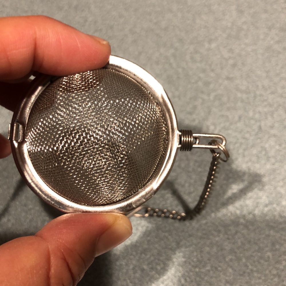 Tea Strainer/Steeper - Picture 2 of 8